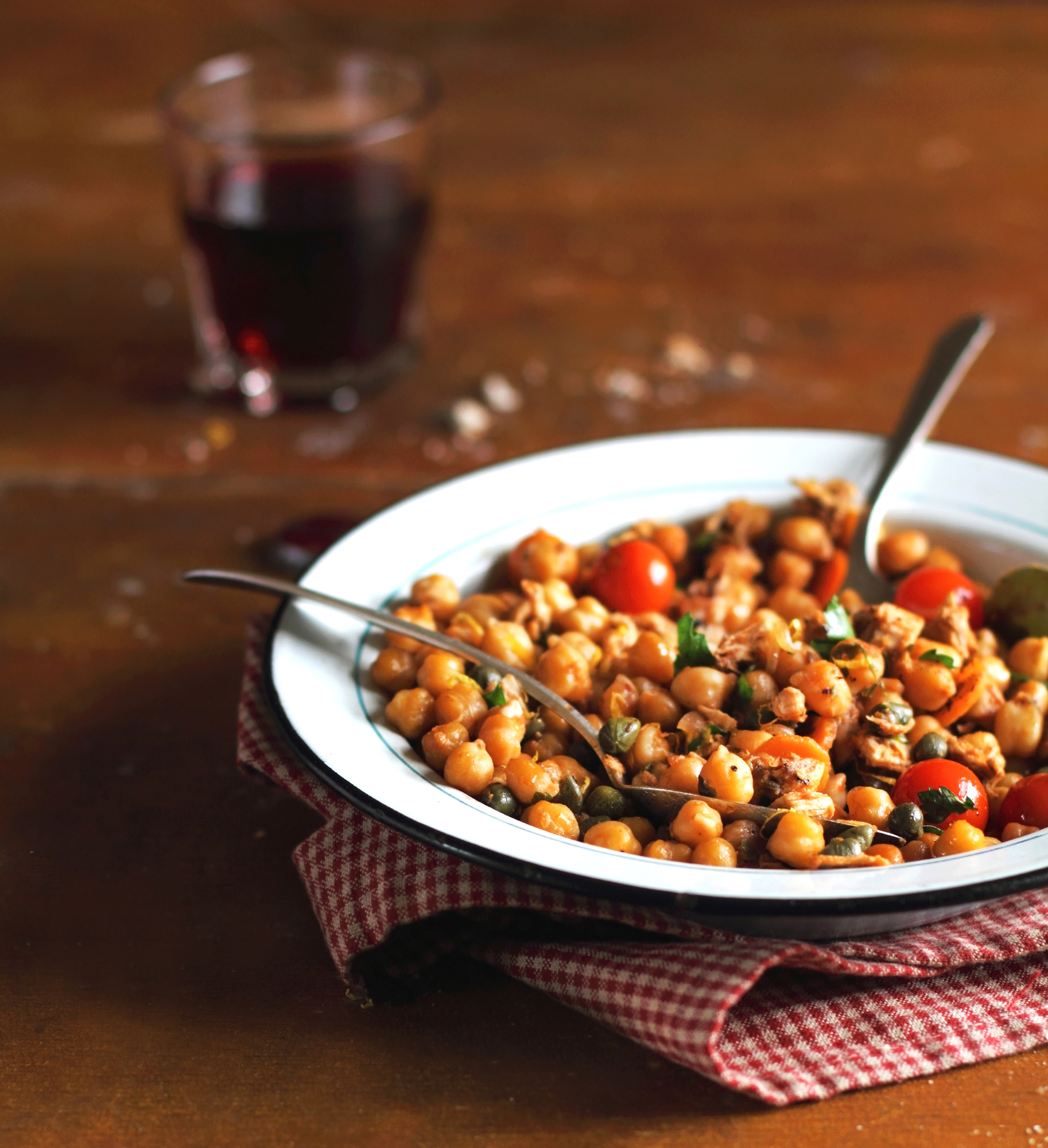 Recept Cizrnový salát s tuňákem