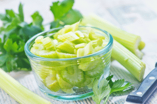 Recept Salát z řapíkatého celeru