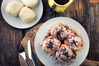 Recept Kynuté knedlíky s povidly vařené v páře